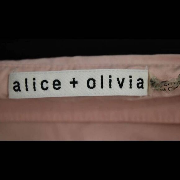 ALICE + OLIVIA BATEAU NECKLINE 3/4 BELL SLEEVE SPLIT BACK BLOUSE SIZE S - Picture 3 of 6